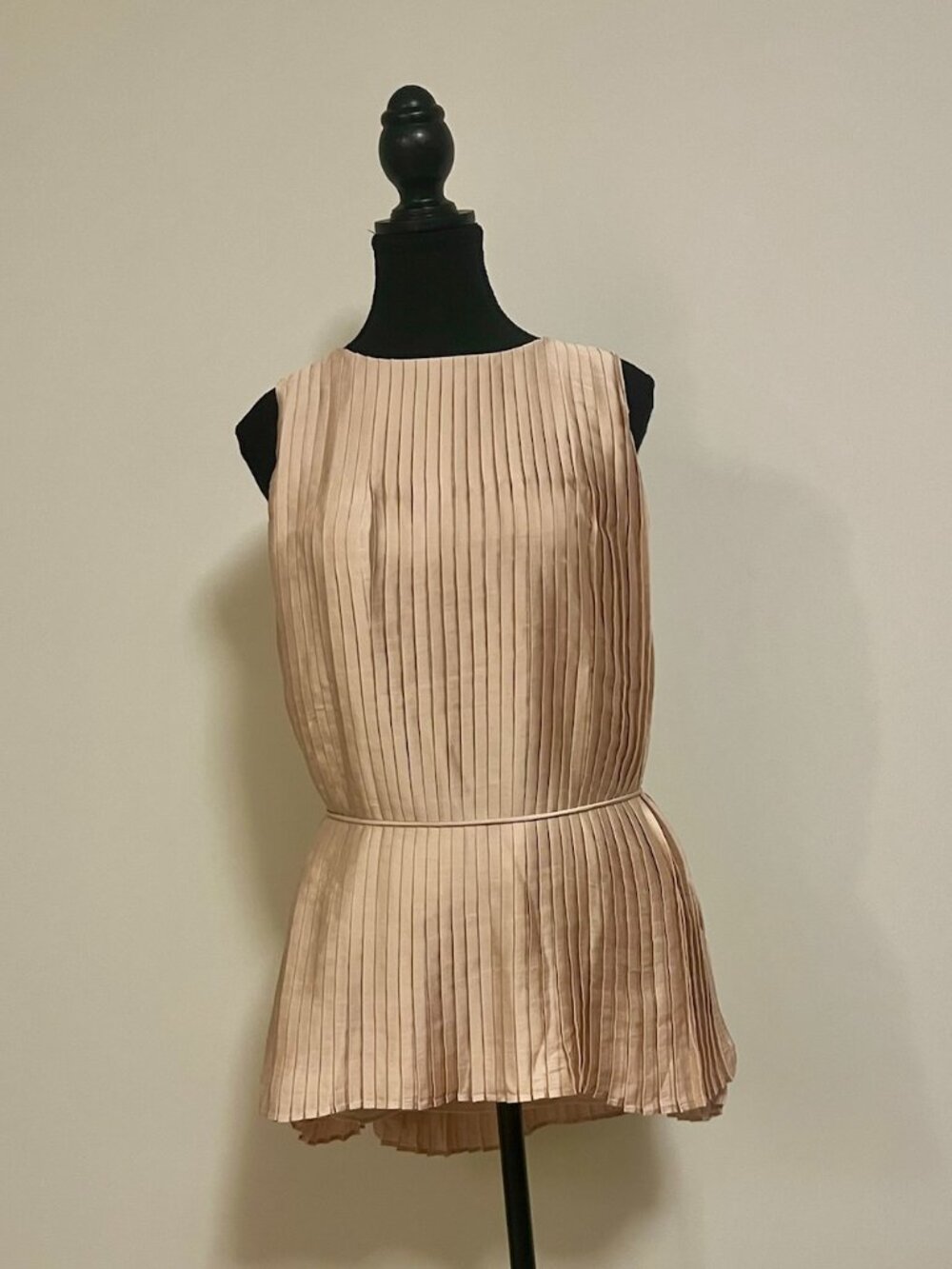 Banana Republic Pleated Tan Sleeveless Short Dress